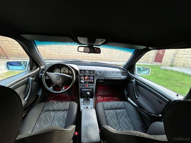 Mercedes C 220 2000, 386,991 km - 2.2 l - Sabirabad