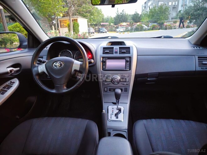 Toyota Corolla 2013, 120,645 km - 1.8 l - Bakı