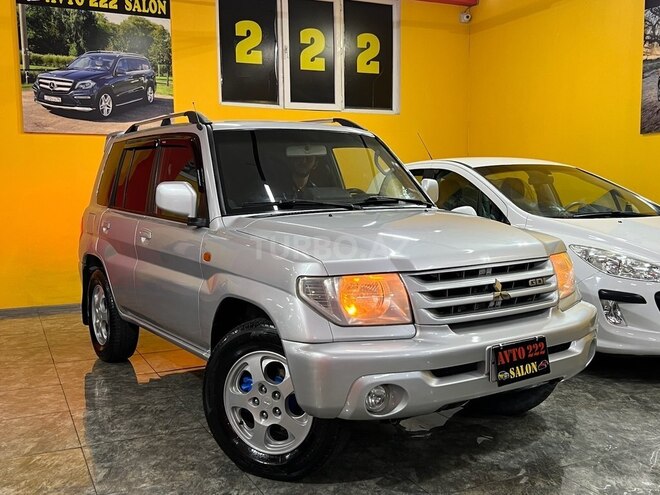 Mitsubishi Pajero io 2002, 205,000 km - 2.0 л - Sumqayıt