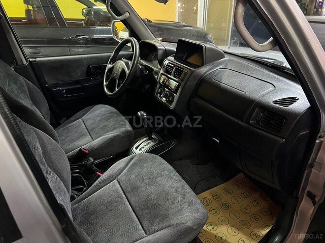 Mitsubishi Pajero io 2002, 205,000 km - 2.0 л - Sumqayıt