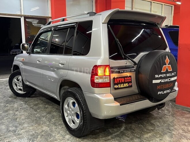 Mitsubishi Pajero io 2002, 205,000 km - 2.0 л - Sumqayıt