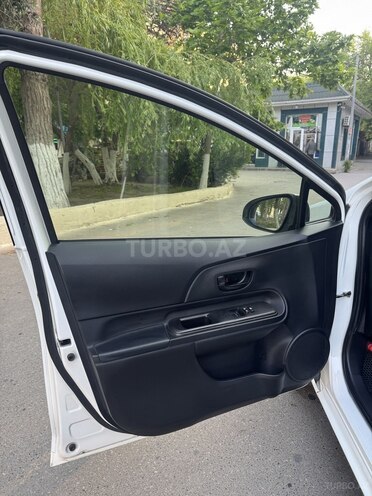 Toyota Aqua 2016, 67,000 km - 1.5 l - Bakı
