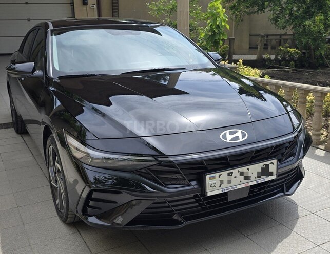 Hyundai Elantra 2024, 13,000 km - 1.6 л - Bakı