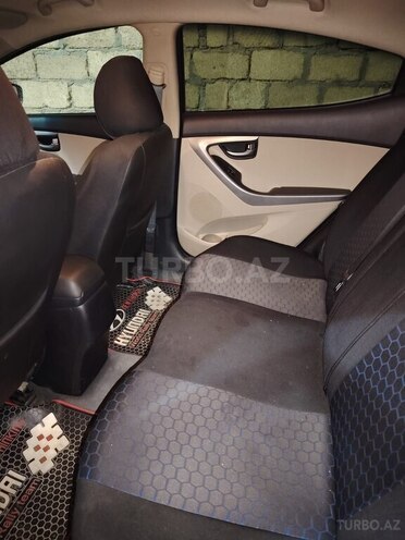 Hyundai Elantra 2015, 170,250 km - 1.8 л - Bakı