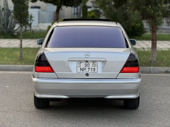 Mercedes C 230 1998, 297,000 km - 2.3 l - Saatlı