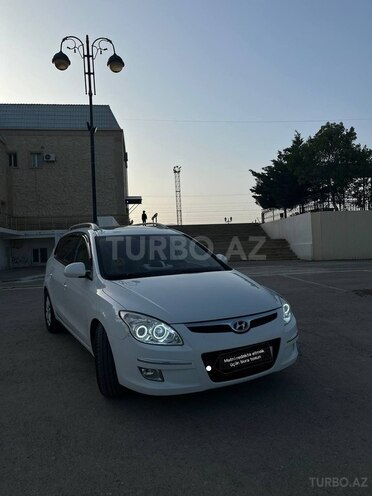 Hyundai i30 2010, 310,990 km - 2.0 л - Bakı