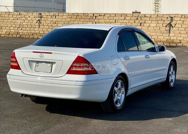 Mercedes C 200 2001, 160,000 km - 2.0 л - Bakı