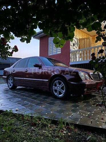 Mercedes E 220 d 2000, 711,000 km - 2.2 l - Lənkəran