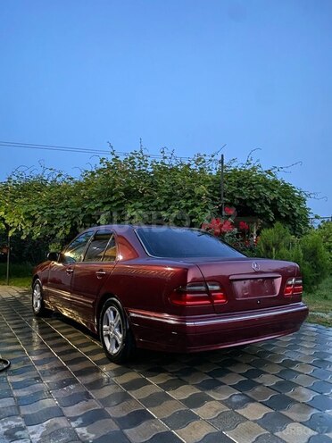 Mercedes E 220 d 2000, 711,000 km - 2.2 l - Lənkəran