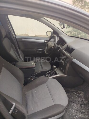 Opel Astra 2005, 300,000 km - 1.4 l - Bakı