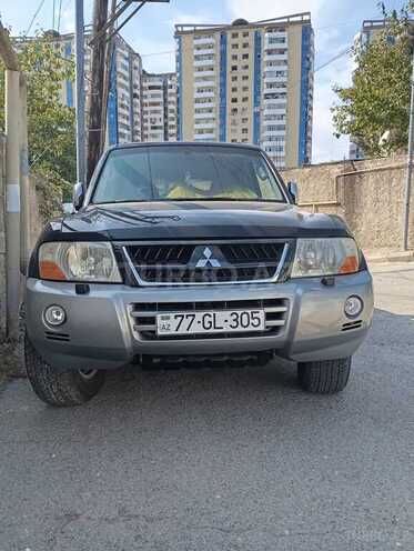 Mitsubishi Pajero 2006, 170,000 km - 3.8 l - Bakı