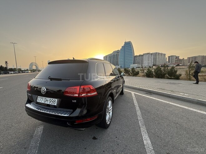 Volkswagen Touareg-16