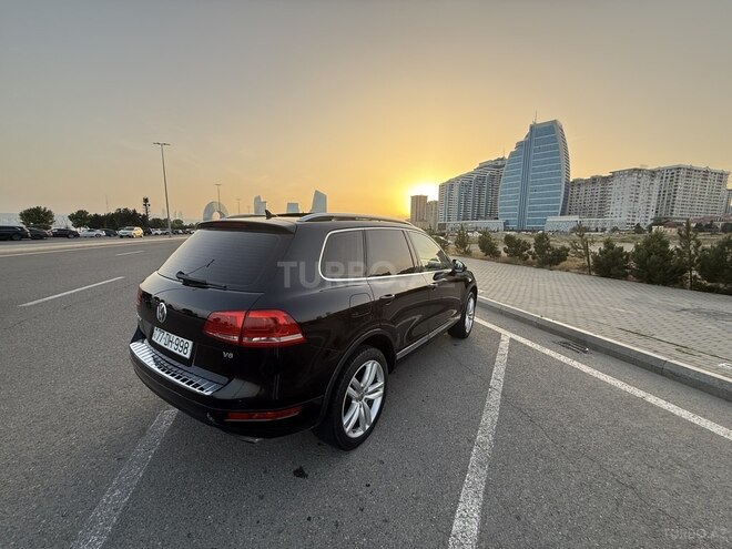 Volkswagen Touareg-15