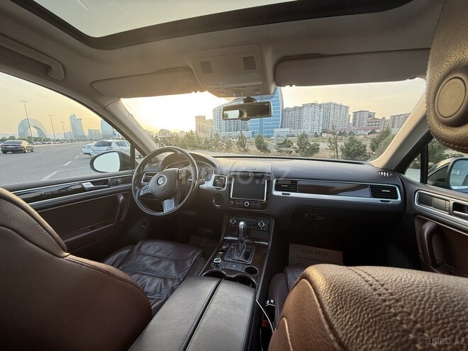 Volkswagen Touareg-6