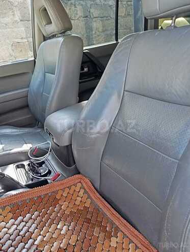 Mitsubishi Pajero 2006, 170,000 km - 3.8 l - Bakı