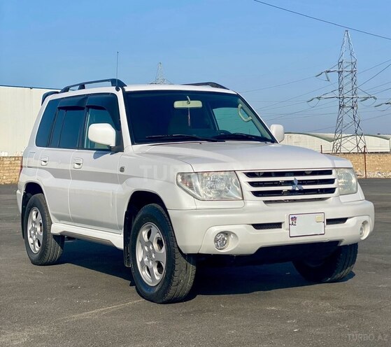 Mitsubishi Pajero io 2003, 175,000 km - 2.0 l - Bakı