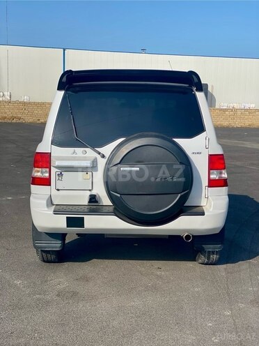 Mitsubishi Pajero io 2003, 175,000 km - 2.0 l - Bakı