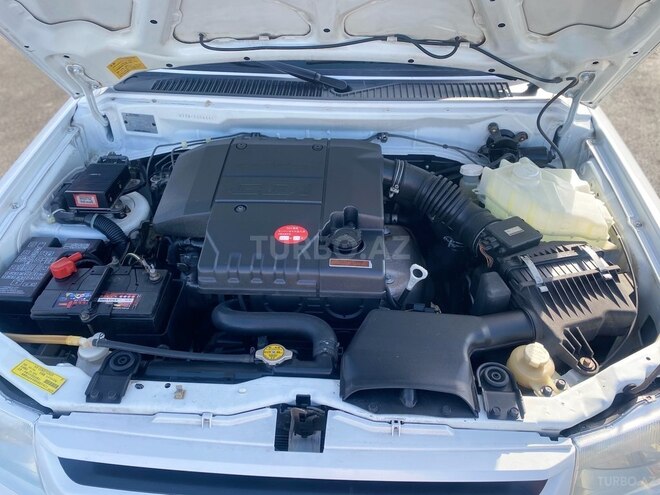 Mitsubishi Pajero io 2003, 175,000 km - 2.0 l - Bakı