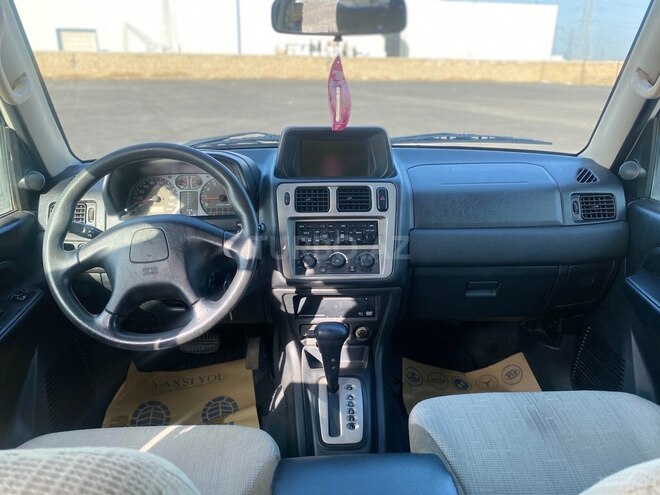 Mitsubishi Pajero io 2003, 175,000 km - 2.0 l - Bakı