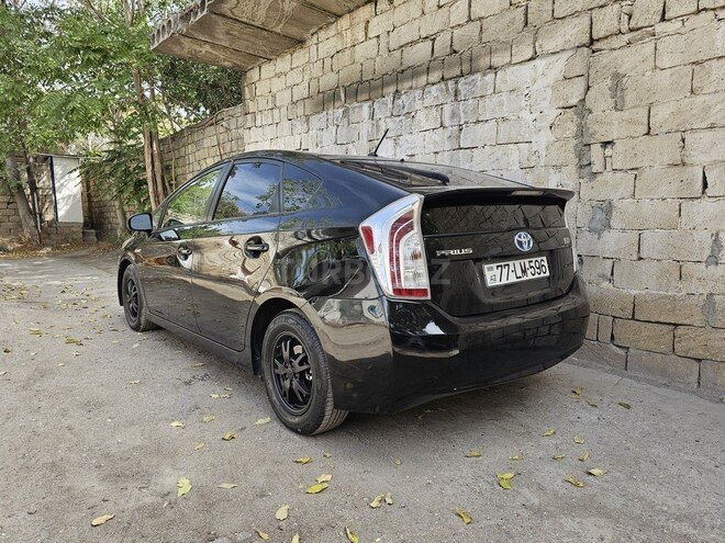 Toyota Prius 2014, 250,000 km - 1.8 l - Bakı