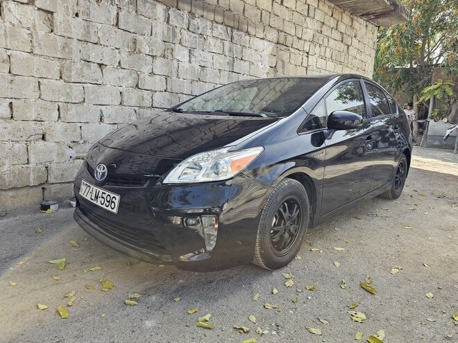 Toyota Prius 2014, 250,000 km - 1.8 l - Bakı