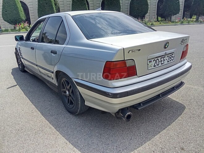 BMW 318 1991, 290,000 km - 1.8 l - Gəncə