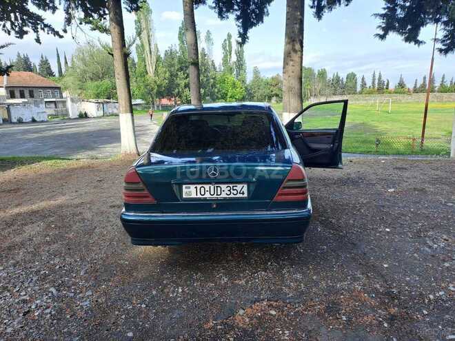 Mercedes C 200 1997, 395,650 km - 2.0 l - Qax