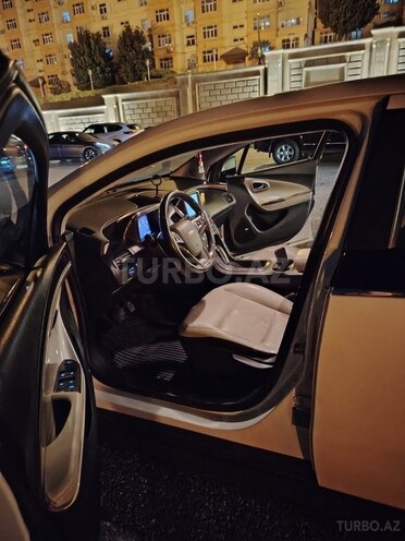 Chevrolet Volt 2012, 133,481 km - 1.4 l - Bakı