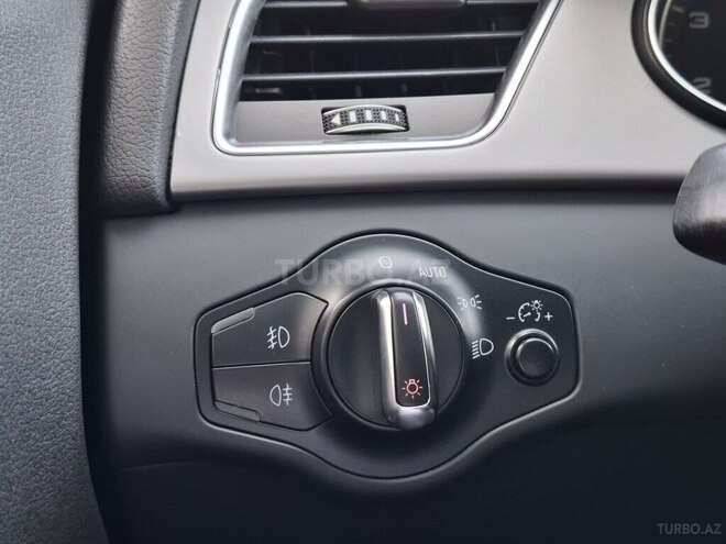 Audi A4 2013, 149,400 km - 1.8 l - Bakı