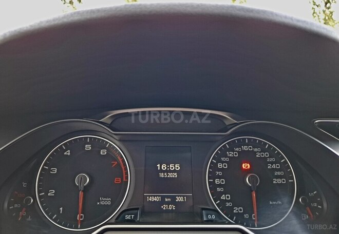 Audi A4 2013, 149,400 km - 1.8 l - Bakı