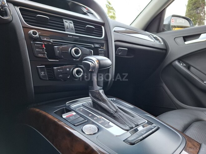 Audi A4 2013, 149,400 km - 1.8 l - Bakı