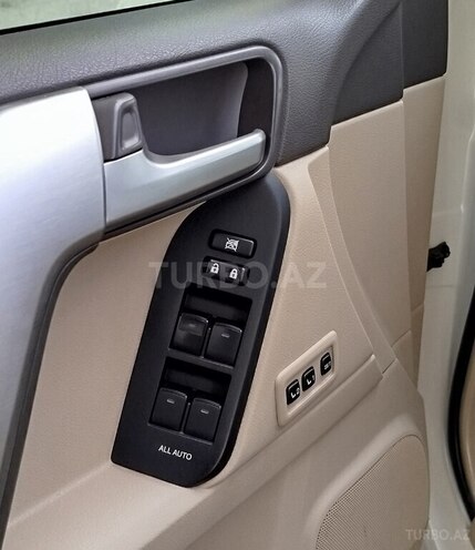 Toyota Land Cruiser Prado 2018, 77,877 km - 2.8 л - Bakı