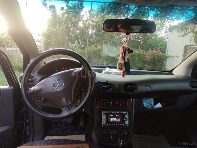 Mercedes A 160 2002, 196,532 km - 1.6 l - Qazax
