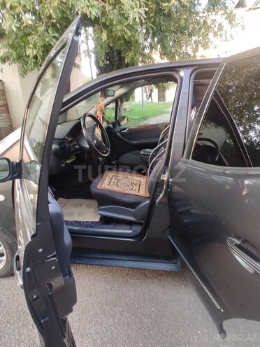 Mercedes A 160 2002, 196,532 km - 1.6 l - Qazax