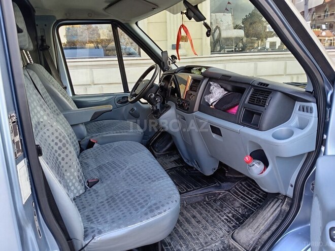 Ford Transit 2008, 184,000 km - 2.2 л - Quba