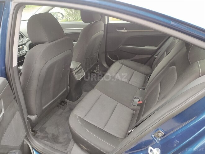 Hyundai Elantra 2017, 25,085 km - 2.0 l - Bakı