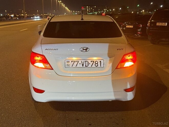 Hyundai Accent 2015, 86,000 km - 1.4 l - Bakı