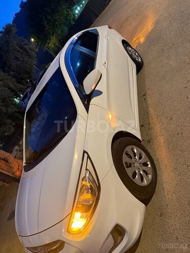 Hyundai Accent 2015, 86,000 km - 1.4 l - Bakı