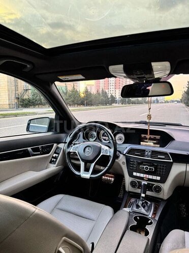 Mercedes C 250 2014, 205,000 km - 1.8 л - Bakı