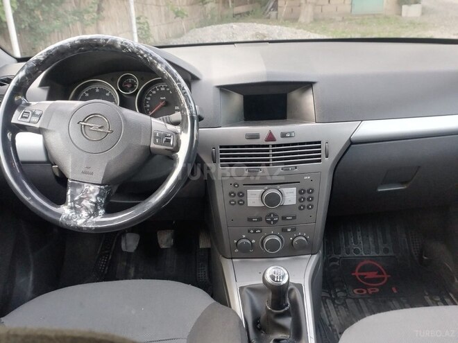 Opel Astra 2006, 281,025 km - 1.3 l - İmişli