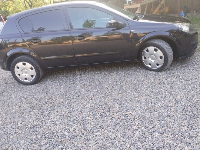 Opel Astra 2006, 281,025 km - 1.3 l - İmişli
