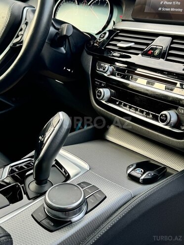 BMW 520-15