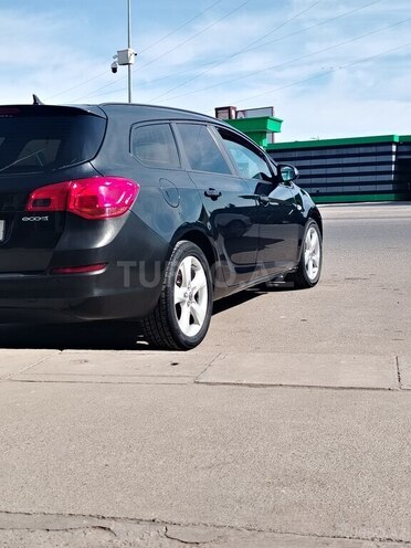 Opel Astra 2011, 302,000 km - 1.3 l - Sabirabad