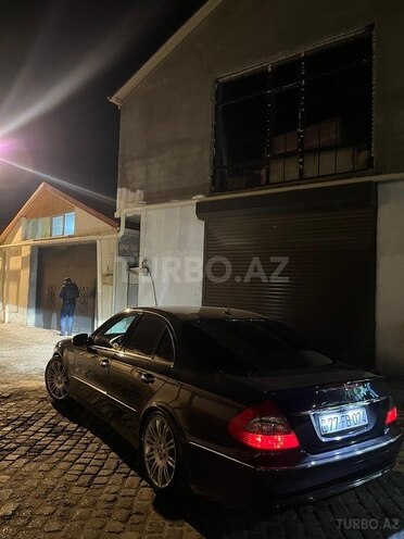 Mercedes E 280 2006, 320,000 km - 3.0 l - Bakı