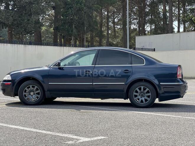 Volkswagen Passat 2004, 300,000 km - 1.8 l - Sumqayıt