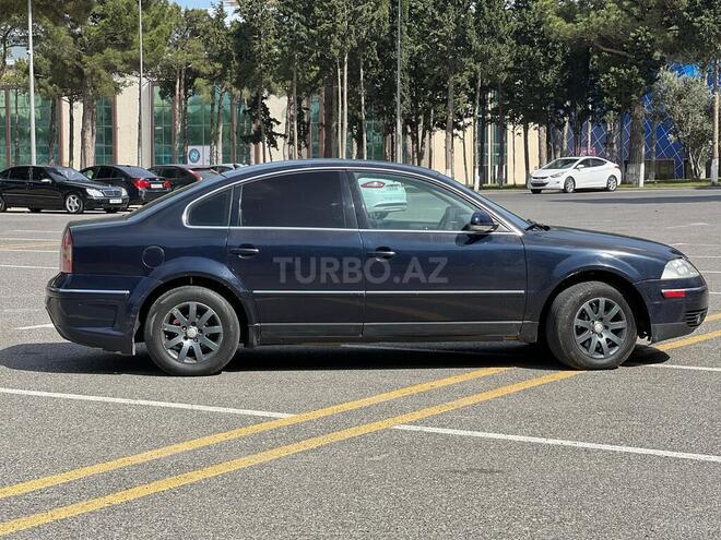 Volkswagen Passat 2004, 300,000 km - 1.8 l - Sumqayıt