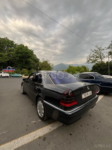 Mercedes C 220 d 1999, 372,411 km - 2.2 l - Bakı