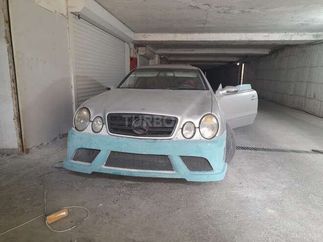 Mercedes CLK 320 2000, 350,000 km - 3.2 л - Bakı