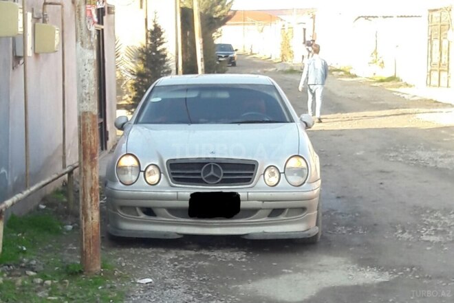 Mercedes CLK 320 2000, 350,000 km - 3.2 л - Bakı