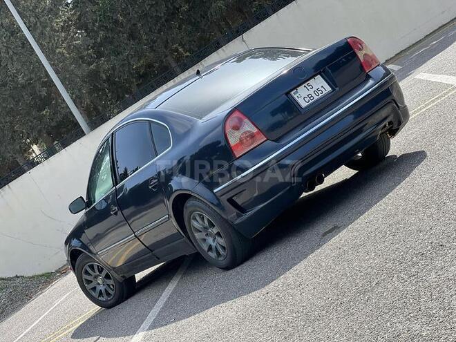 Volkswagen Passat 2004, 300,000 km - 1.8 l - Sumqayıt